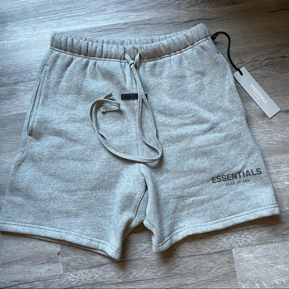 Fear of God Essential fleece sweat shorts